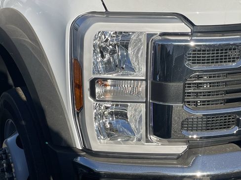 New 2024 Ford F450 XL w/ XL Chrome Package RWD image 7