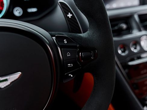 Used 2023 Aston Martin DBS Coupe RWD image 72