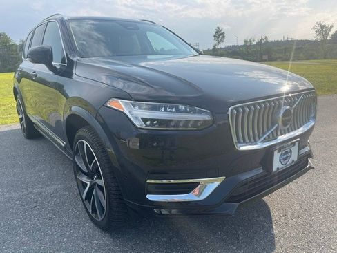 Used 2023 Volvo XC90 B6 Plus w/ Protection Package AWD/4WD image 6