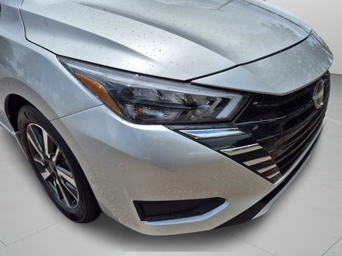 Certified 2025 Nissan Versa S w/ S Plus Package FWD image 33