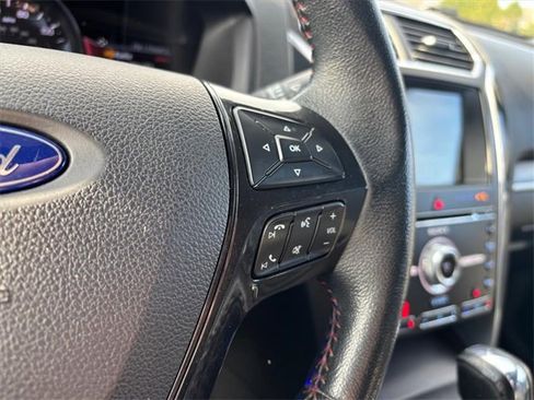 Used 2018 Ford Explorer Sport w/ Ford Safe & Smart Package image 18