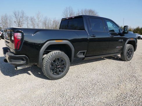 New 2026 GMC Sierra 2500 AT4 w/ AT4 Premium Plus Package AWD/4WD image 5