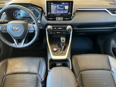 Used 2021 Toyota RAV4 XSE w/ XSE Grade Weather Package AWD/4WD image 14
