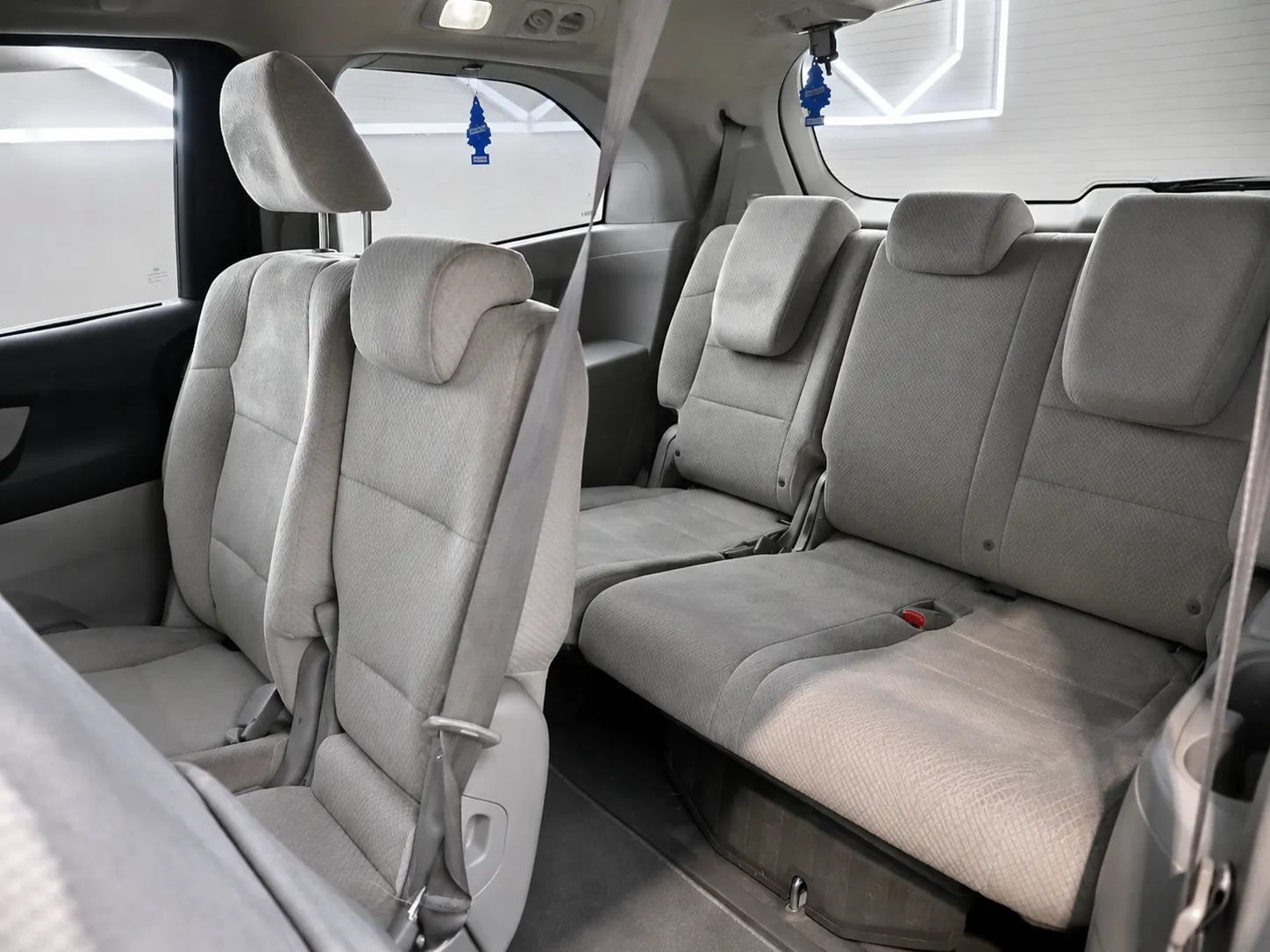Used 2016 Honda Odyssey EX image 7