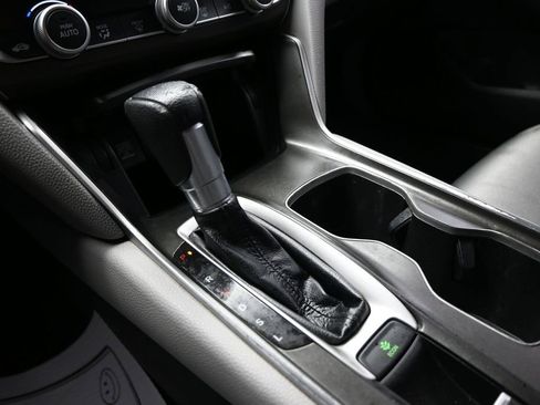 Used 2018 Honda Accord LX image 20