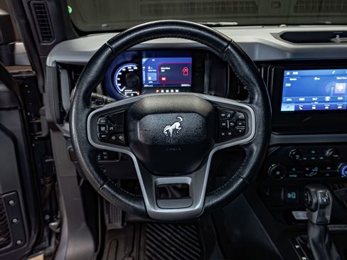 Used 2023 Ford Bronco Big Bend image 13