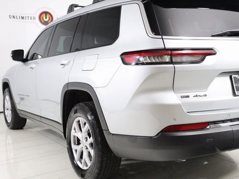 Used 2022 Jeep Grand Cherokee L Limited image 24