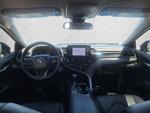 Used 2024 Toyota Camry SE FWD image 16