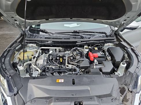 Used 2023 Mitsubishi Outlander SE image 35