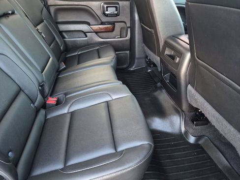 Used 2018 GMC Sierra 1500 SLT AWD/4WD image 31