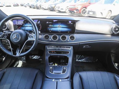 Used 2022 Mercedes-Benz E 350 Sedan image 11