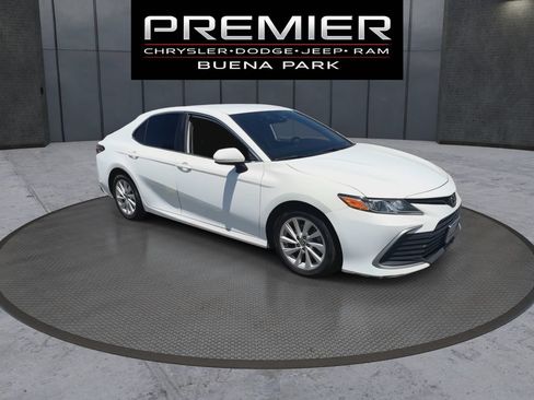 Used 2023 Toyota Camry LE w/ Protection Package (Q2) (TMS) FWD image 2