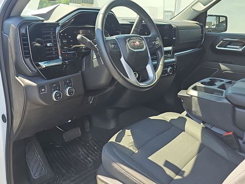 Used 2025 GMC Sierra 1500 Elevation AWD/4WD image 13