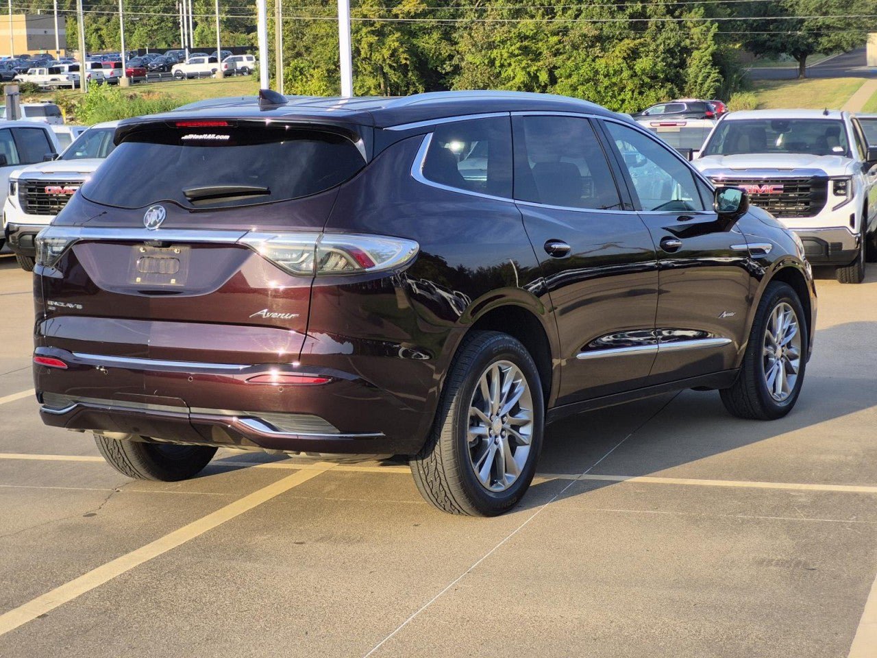Certified 2022 Buick Enclave Avenir w/ Avenir Technology Package AWD/4WD image 6