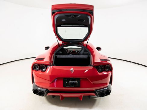 Certified 2018 Ferrari 812 Superfast RWD image 32