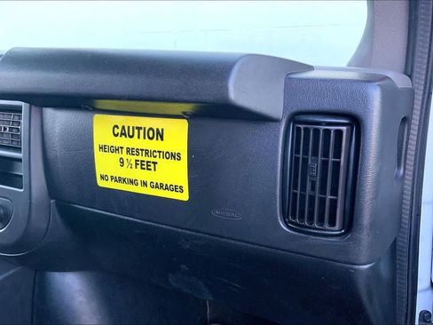 Used 2020 Chevrolet Express 3500 LT w/ LT Preferred Equipment Group image 24