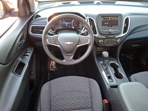 Certified 2023 Chevrolet Equinox LT w/ Driver Convenience Package AWD/4WD image 11