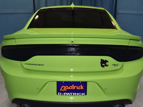 Used 2023 Dodge Charger R/T w/ Navigation & Travel Group RWD image 30