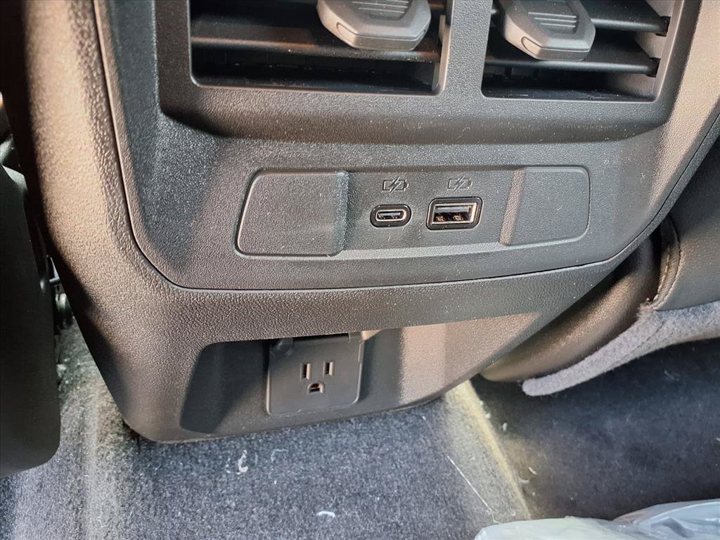 New 2026 GMC Canyon AT4 AWD/4WD image 17
