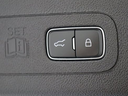 Used 2022 Lincoln Aviator Reserve image 28