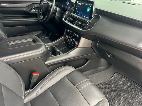 Used 2022 Chevrolet Tahoe RST w/ Sport Performance Package image 14