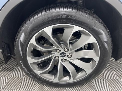 Certified 2025 Lincoln Aviator Reserve w/ Illumination Package image 11