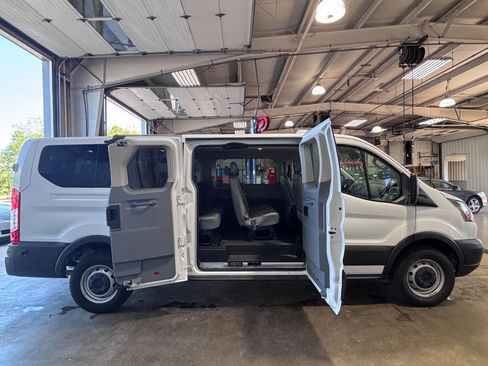 Used 2018 Ford Transit 350 XL RWD image 9