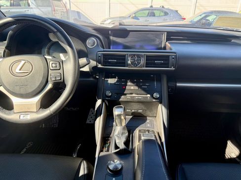 Used 2018 Lexus IS 300 F Sport w/ F Sport Package AWD/4WD image 29