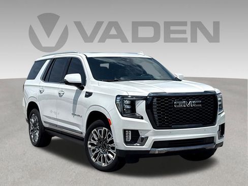 Used 2023 GMC Yukon Denali Ultimate AWD/4WD image 1