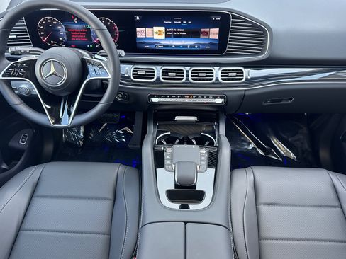 New 2026 Mercedes-Benz GLE 450 4MATIC image 13