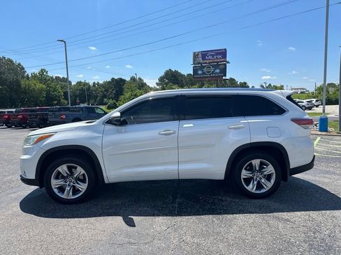 Used 2016 Toyota Highlander Limited AWD/4WD image 6