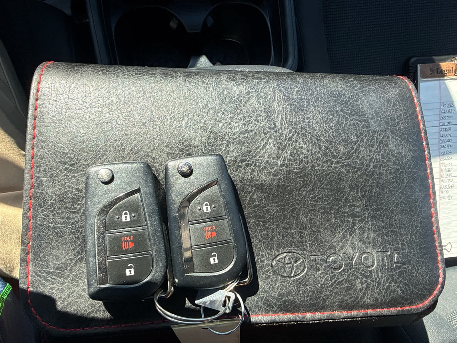 Used 2019 Toyota RAV4 LE w/ Carpet Mat Package AWD/4WD image 23