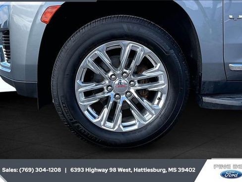 Used 2021 GMC Yukon SLT w/ SLT Luxury Plus Package image 7
