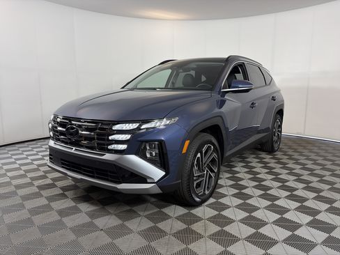 Used 2026 Hyundai Tucson Limited AWD/4WD image 2