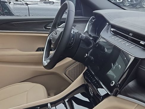 New 2026 Jeep Grand Cherokee Limited w/ Limited Altitude Package image 8