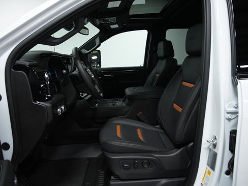 New 2026 GMC Sierra 2500 AT4 w/ AT4 Preferred Package image 27