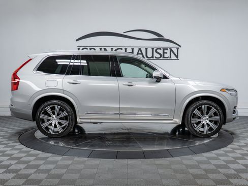 Used 2024 Volvo XC90 T8 Plus w/ Protection Package Premier image 4