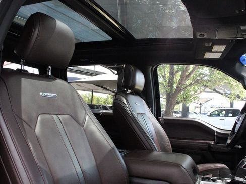 Used 2015 Ford F150 Platinum w/ Equipment Group 701A Luxury AWD/4WD image 49
