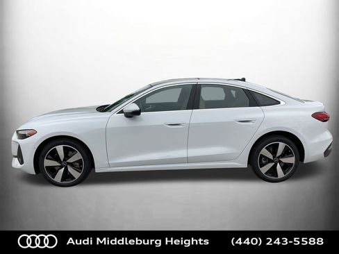 Used 2025 Audi A5 2.0T Premium w/ Convenience Package image 10