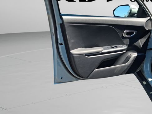 New 2026 Kia K4 FWD image 23