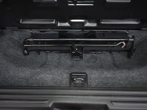 Used 2016 Ford Expedition Limited image 45