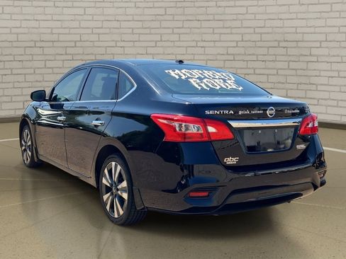 Used 2019 Nissan Sentra SV w/ Special Edition Package FWD image 5