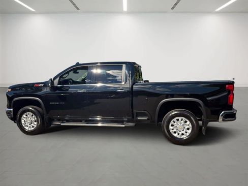 Used 2024 Chevrolet Silverado 2500 LTZ w/ LTZ Plus Package AWD/4WD image 2