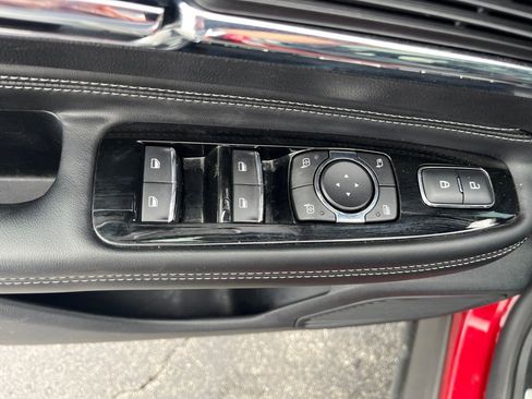 Used 2022 Lincoln Corsair AWD w/ Premium Package image 12