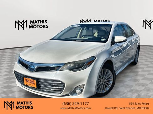 Used 2014 Toyota Avalon Limited w/ Technology Package FWD image 1