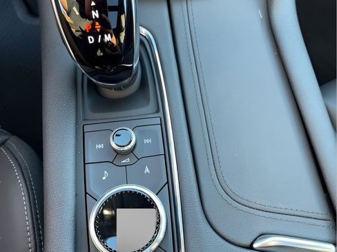 New 2025 Cadillac XT6 Sport w/ Technology Package image 33