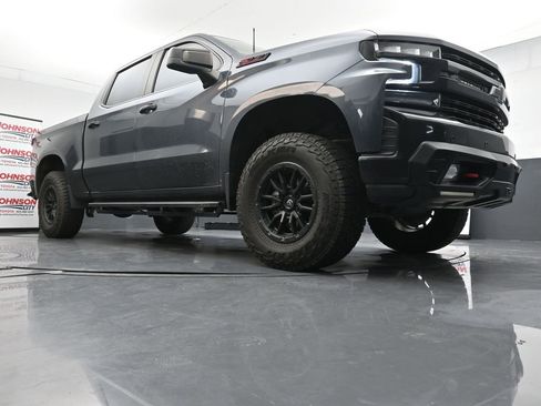 Used 2022 Chevrolet Silverado 1500 LT Trail Boss w/ LT Trail Boss Premium Package image 18