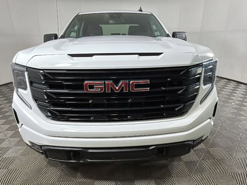 Used 2025 GMC Sierra 1500 Elevation AWD/4WD image 9