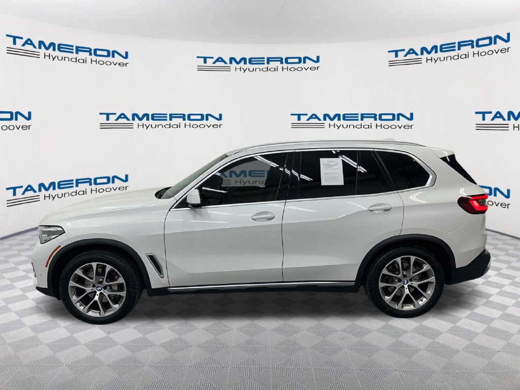 Used 2022 BMW X5 sDrive40i w/ Premium Package RWD image 2
