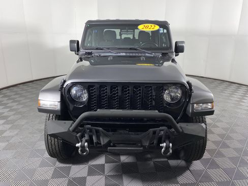 Used 2022 Jeep Gladiator Sport image 10